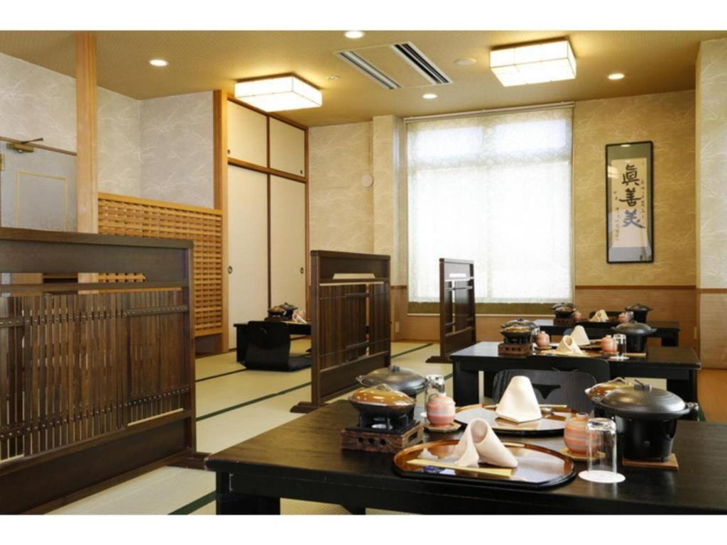 Ako Park Hotel Exterior photo