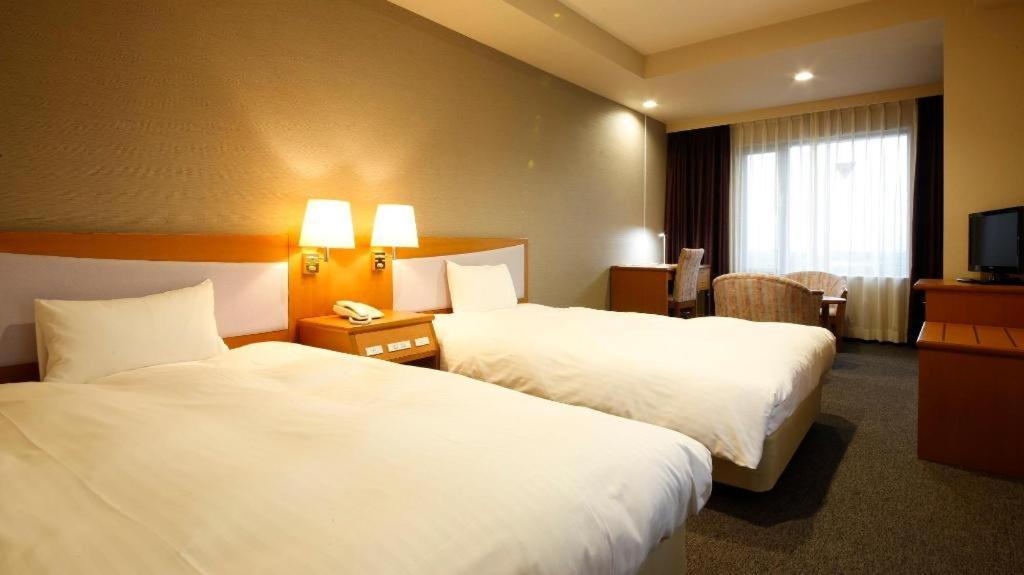 Ako Park Hotel Exterior photo